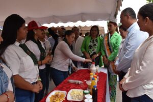 Con Feria de Productividad se celebra aniversario de Pichincha