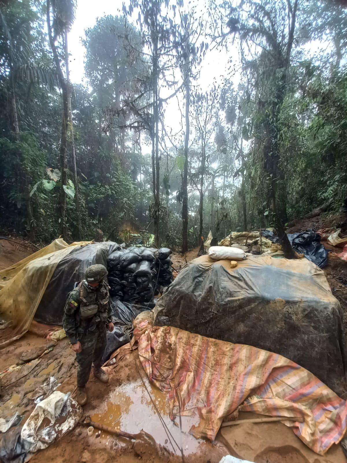 Descubren sofisticado campamento de minería ilegal en Buenos Aires