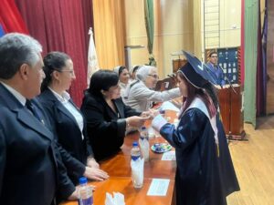 Instituciones educativas se preparan para las ceremonias de graduación
