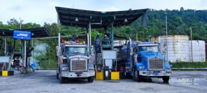 Petroecuador reanuda entrega de asfalto desde la Refinería de Esmeraldas