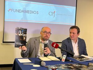 Alertan sobre la gravedad de los ataques a los medios y periodistas en Ecuador y América Latina