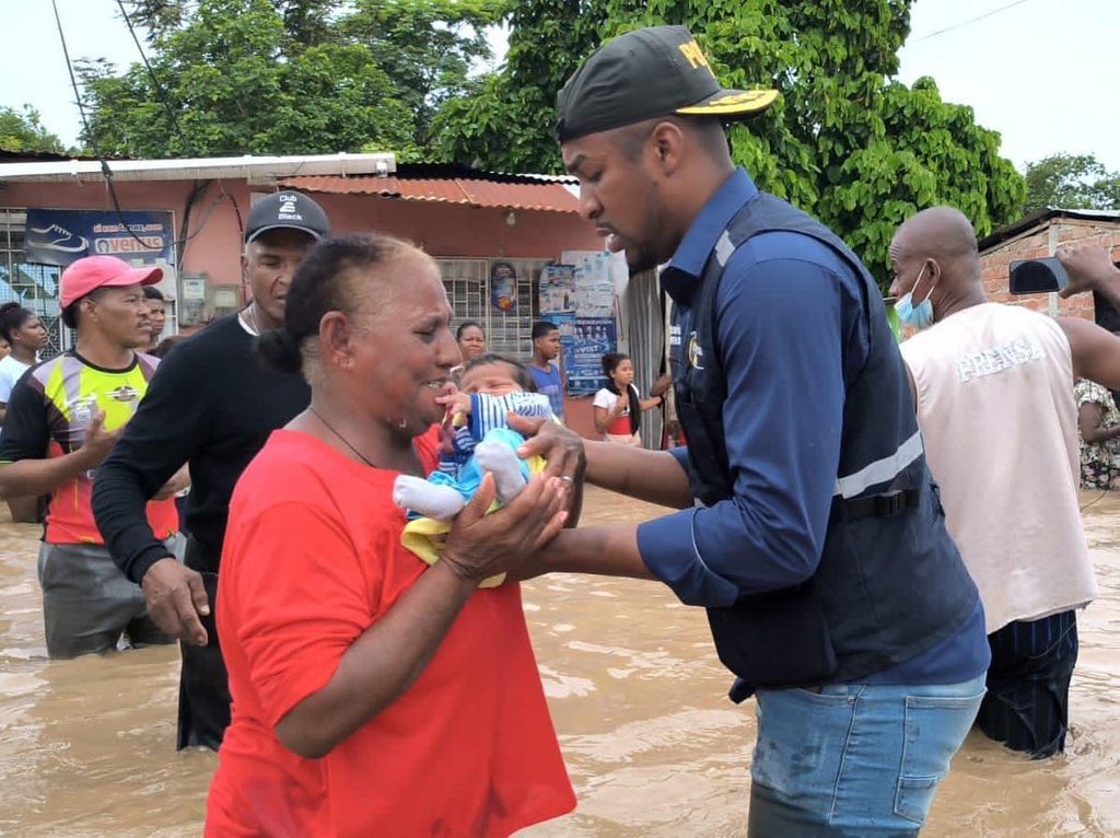 Cerca de 530 personas han sido rescatadas o damnificadas por la emergencia en Esmeraldas.