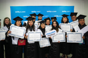 UNIR otorgó 2.000 Certificados de Maestrías y Postgrados a profesionales