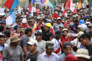 Las autoridades de Perú piden marchas pacíficas y promotores aseguran que serán masivas
