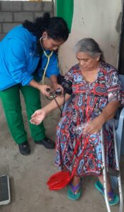90 personas con discapacidad de Zapotillo recibieron atención médica en sus hogares