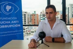 Bernardo Jijón, un influencer que se enfrenta a Alembert Vera y Marcela Aguiñaga