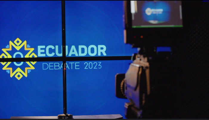 CONTIENDA. Expertos advierten que no existe un real debate de ideas y propuestas entre los candidatos. Foto: Referencial