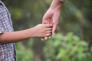 Ley ampara permisos en el proceso  de adaptación de los hijos adoptivos