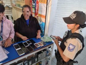 28 celulares robados fueron encontrados en el Mercado Amazonas