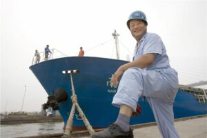 China abre una nueva ruta marítima directa y más rápida con Sudamérica