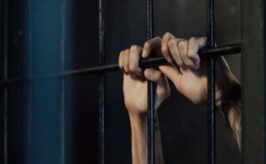22 años de cárcel por violar  a su prima adolescente