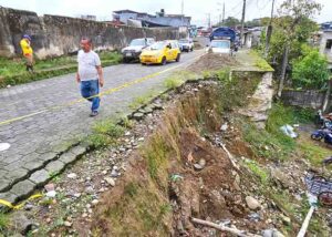 Falta dinero para atención de socavones