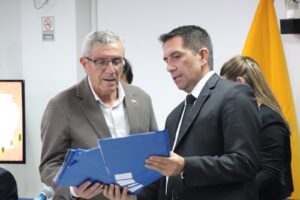 Perito Roberto Meza a Rafael Correa: “El pez muere por la boca”