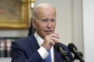 Biden nomina a una mujer para liderar por primera vez la Armada de Estados Unidos
