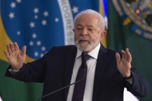 Lula anuncia medidas para combatir la violencia en la Amazonía y en las escuelas
