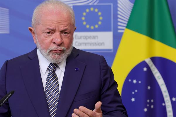 POLÍTICA. El presidente de Brasil, Luiz Inácio Lula da Silva, negocia con distintos partidos para tener más fuerza en el Legislativo.