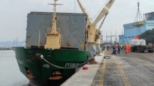 Embarcación Cygnus se suma a flota para abastecer de productos a Galápagos