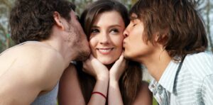AFECTO. Las distintas formas de pareja pueden romper la exclusividad sexual e incluso afectiva.