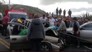 Tres niños mueren en accidente de tránsito en la vía Pelileo – Baños