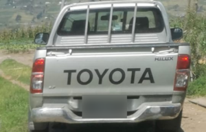 Ladrones armados roban una camioneta en el norte de Ambato