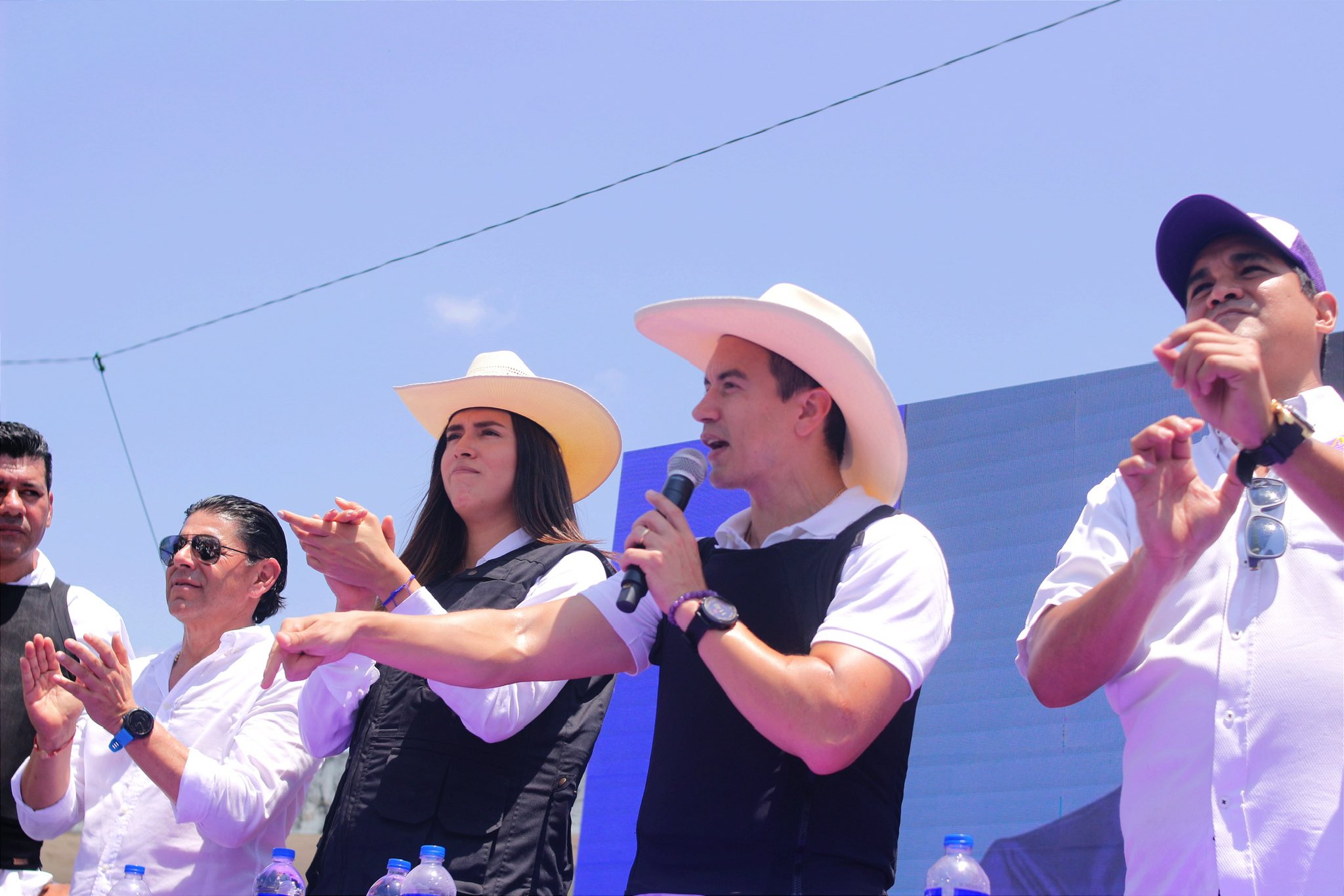 DEFINICIONES. Luisa González y Daniel Noboa deben profundizar sus mensajes para convencer al votante.