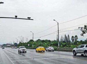 Fotorrojos ya sancionan en Santo Domingo