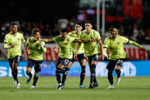 James falla en la tanda de penaltis y Liga de Quito pasa a semifinales