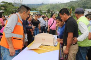 Plan Vivienda Solidaria para familias necesitadas de Nangaritza