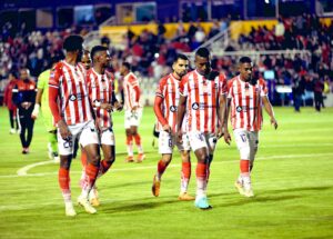 Técnico Universitario empata con Emelec en el estadio Bellavista