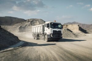 UD Trucks CWE420 para los  que saben de construcción