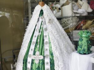 Vestimenta de la Virgen del Cisne está lista para la romería