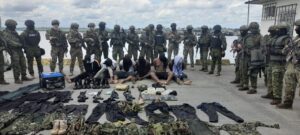 Fuerzas Armadas capturan a cabecillas del crimen organizado durante un operativo en la frontera norte