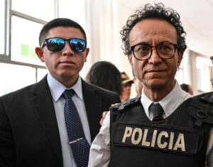 CIDH otorga medidas cautelares a Christian Zurita y su equipo