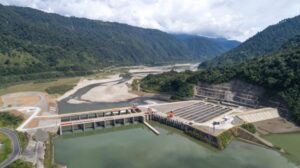 Colombia descarta vender electricidad a Ecuador y se analizan tres opciones para evitar apagones en el estiaje