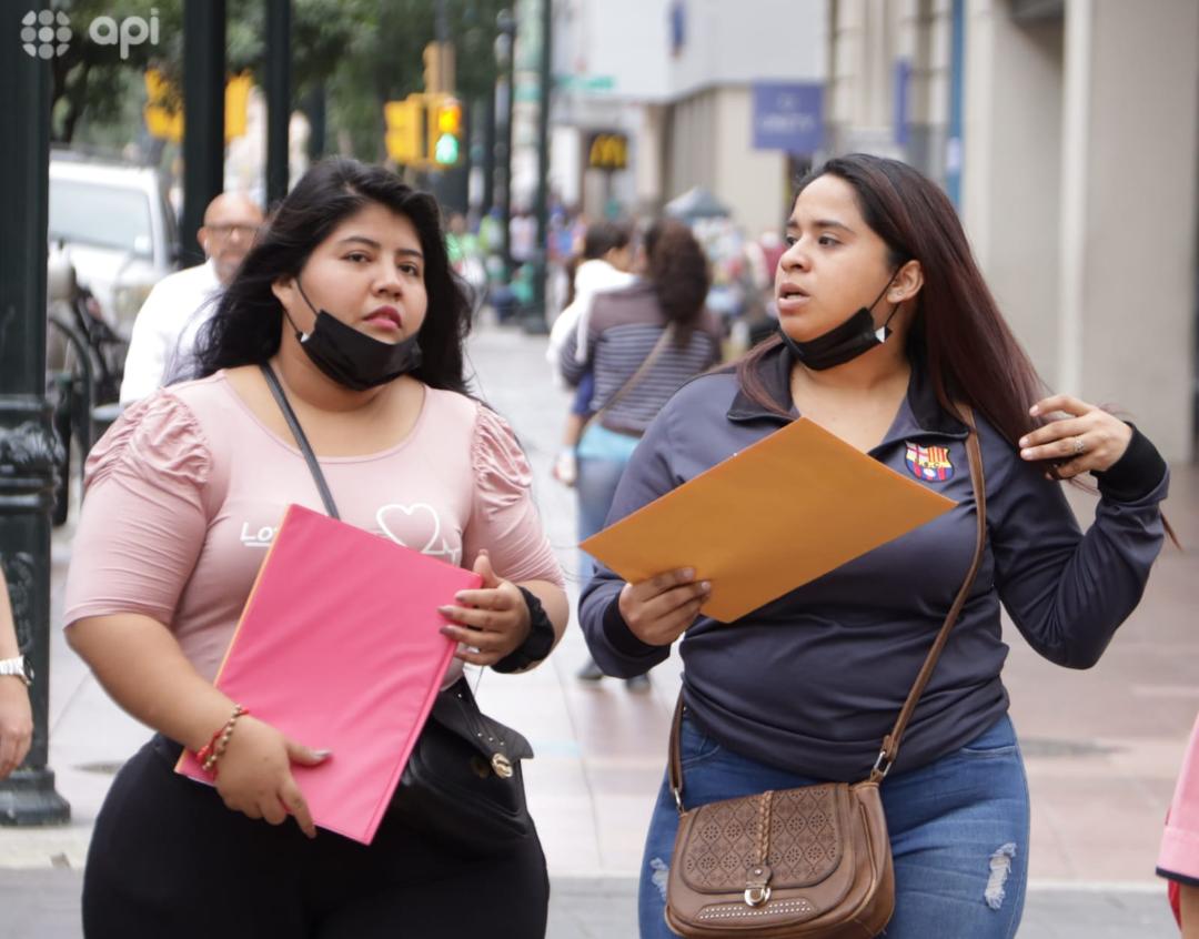 TRABAJO. El empleo es uno de los grandes problemas que afectan a los ecuatorianos.
