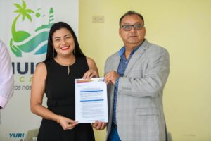 Firma de Convenio de Cooperación Técnica entre el Municipio de Muisne y la AME