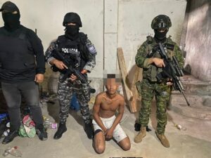 Nuevo operativo de las FF.AA y la Policía Nacional permite la captura de líder de los tiguerones en Esmeraldas