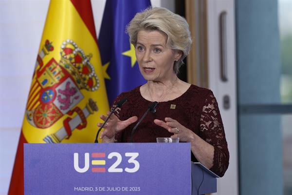 Negociación. La presidenta de la Comisión Europea, Ursula Von der Leyen. EFE