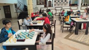 Academia Máster Enrry Lara León, forjando campeones de ajedrez en Loja