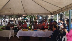 Feria productiva en Catacocha apoya a los productores locales