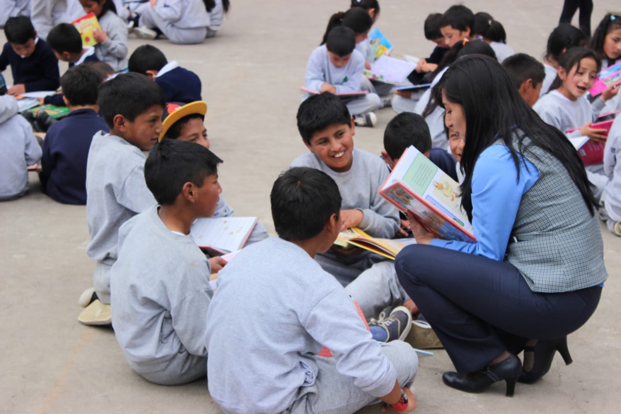 Desde el Gobierno Provincial se impulsan jornadas y campañas para fomentar la lectura en los niños.