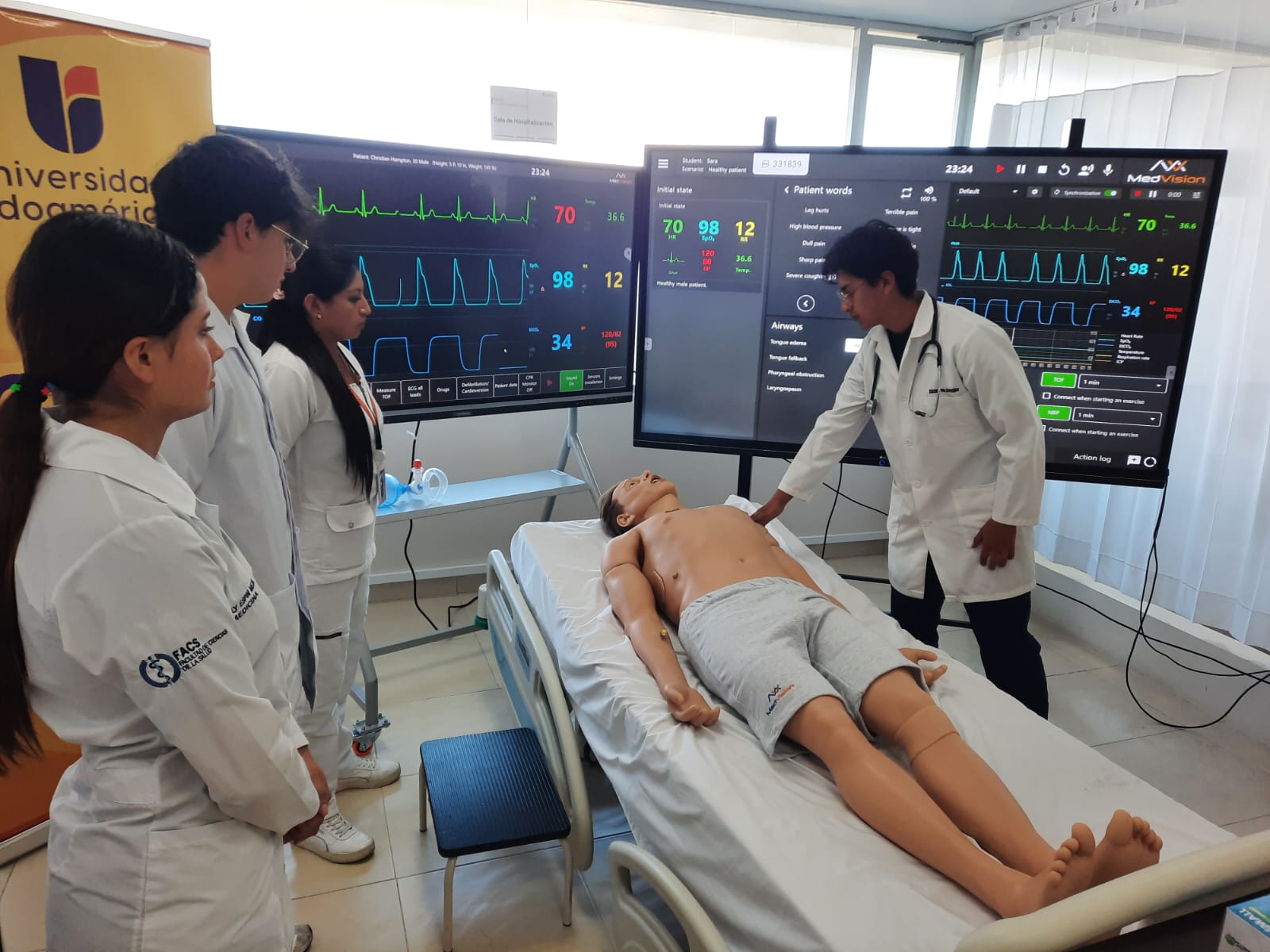 Los estudiantes de Medicina y Enfermería hicieron una simulación del funcionamiento de ‘Leonardo’