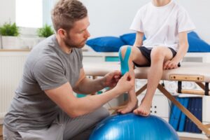 Fisioterapeuta aborda el aumento de patologías musculares