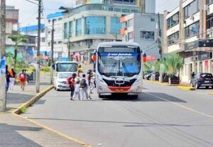 Confrontaciones por incremento del pasaje urbano en Santo Domingo