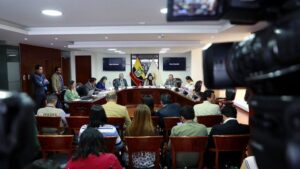 Partido SUMA, y la alianza Actuemos impugnan resolución del CNE de repetir elecciones en el exterior