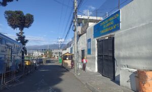 Presos liberan a guías retenidos en la cárcel de Ambato y levantan huelga de hambre