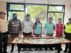 Banda de estafadores es desarticulada en Píllaro