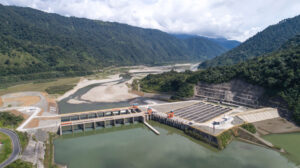 Caudal de las centrales hidroeléctricas cae a mínimos históricos, pero todavía no se habla de apagones