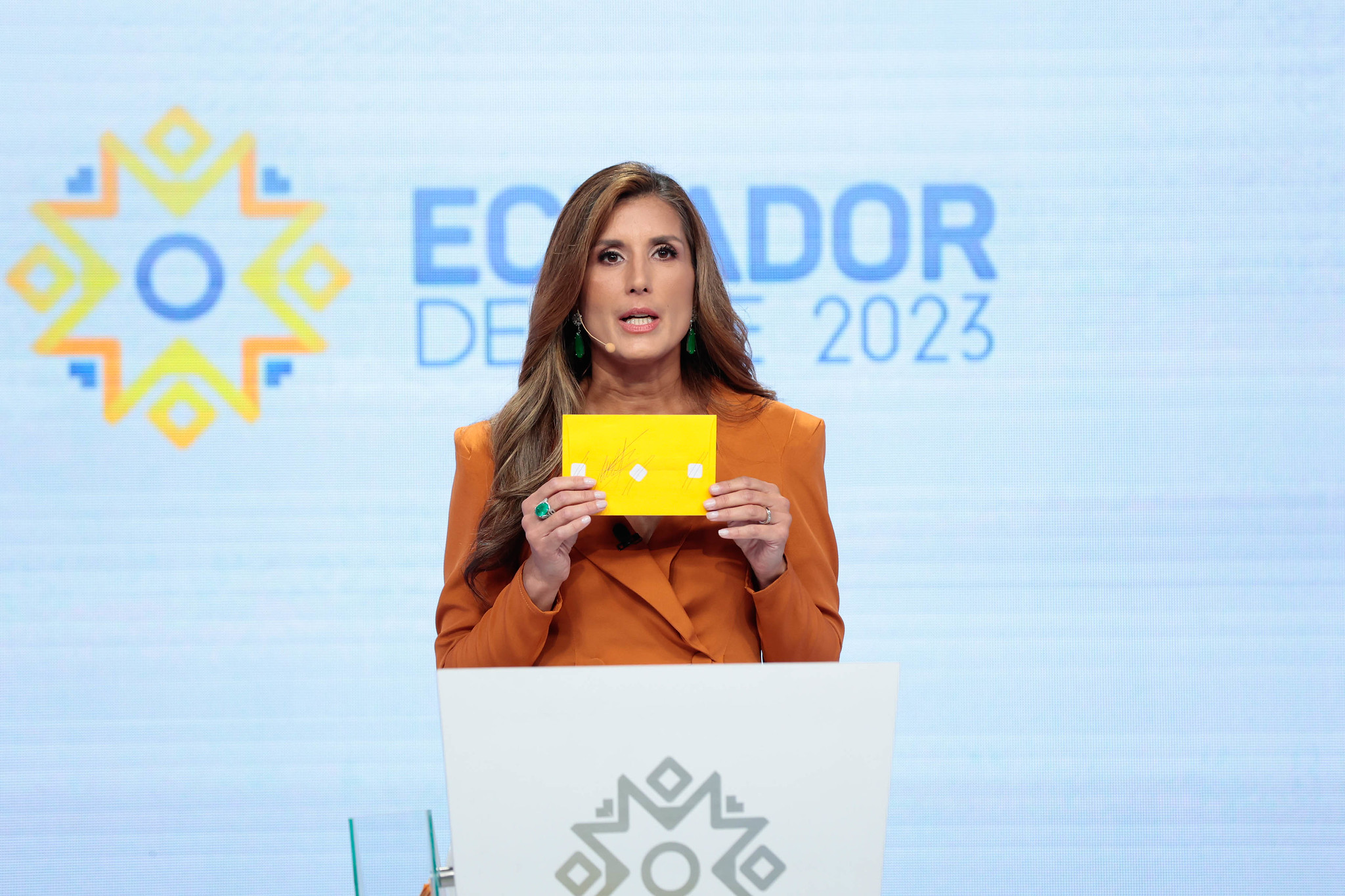 ABURRIDO. El debate presidencial no logró los objetivos de informar debidamente al elector. Foto: CNE