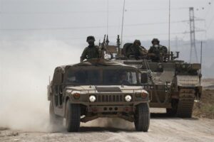 Ejército israelí ultima una nueva «fase de la guerra» con un despliegue masivo en la frontera con Gaza